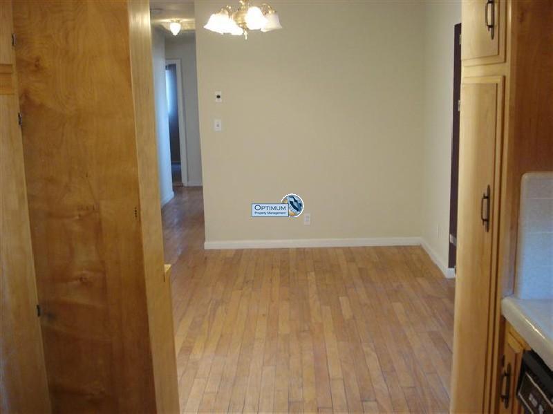 Rehabbed 4-bedroom, wood and tile floors 5
