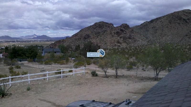 Two homes located on 2.5 acres, fantastic views 5