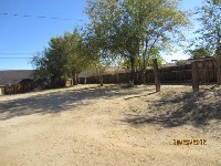 Hesperia home with covered patio, large yard 4