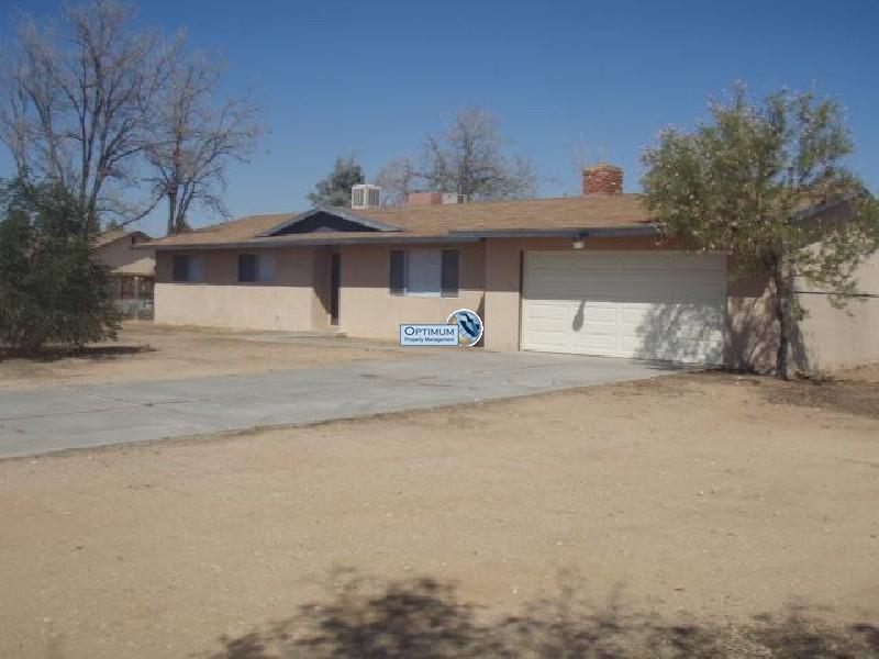 Horse property in apple valley on large lot 4